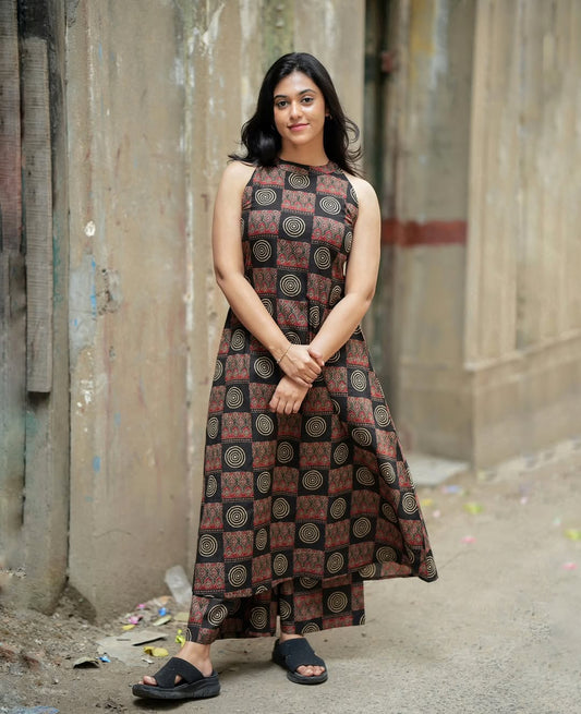 Black helter co-ord set